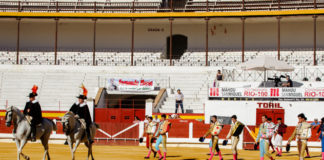 Faltó el alma de la plaza, su público